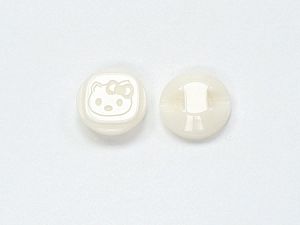 Beyaz 5 Kitty Figure Buttons 15mm long