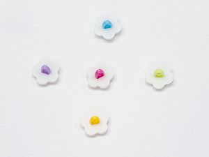 Karışım 5 Flower Figure Buttons 15mm long