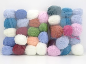 Leftover Yarns In this list; you see most recent 50 mixed lots. <br> To see all <a href=&amp/mixed_lots/o/4#list&amp>CLICK HERE</a> (Old ones have much better deals)<hr> Brand Ice Yarns, fnt2-85045
