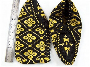 Bootees Yellow, Black