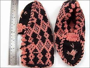 Bootees Salmon, Black