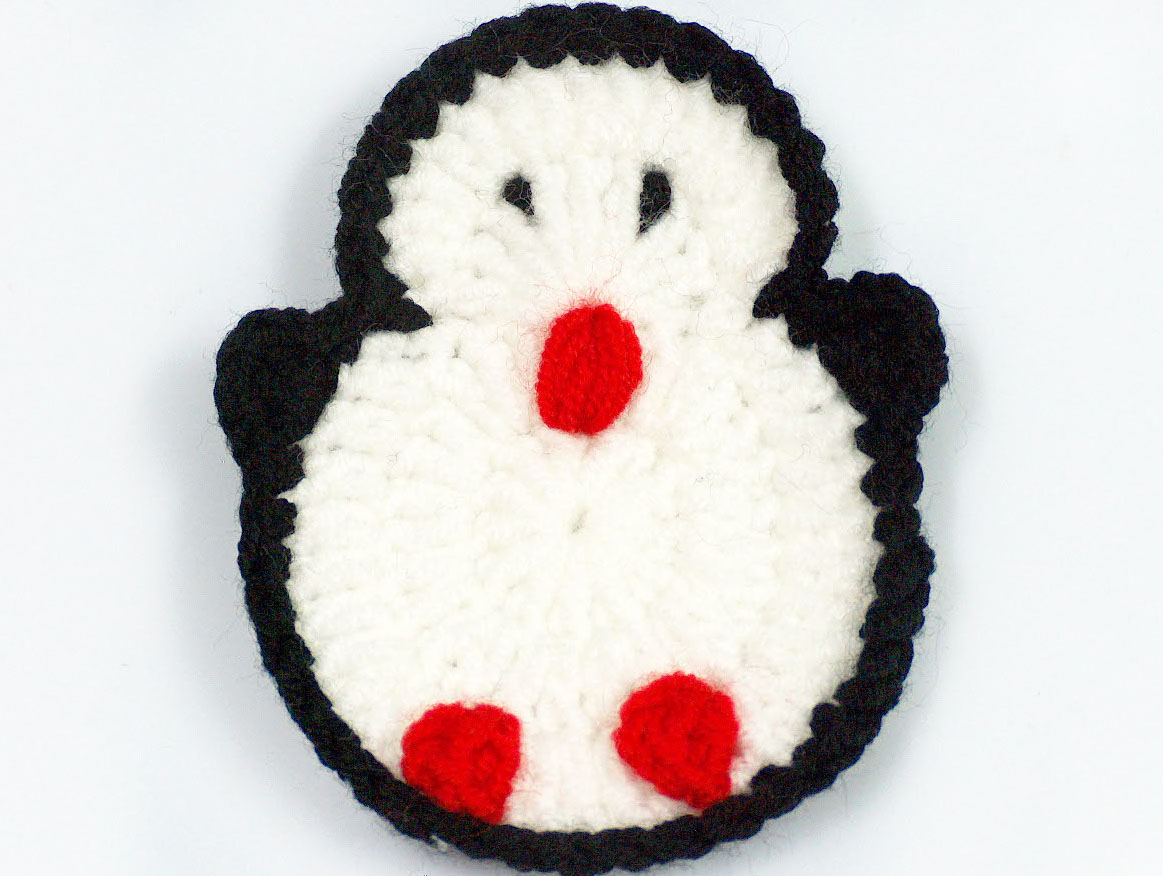 Knitted Accessory - Animal Figure Penguin
