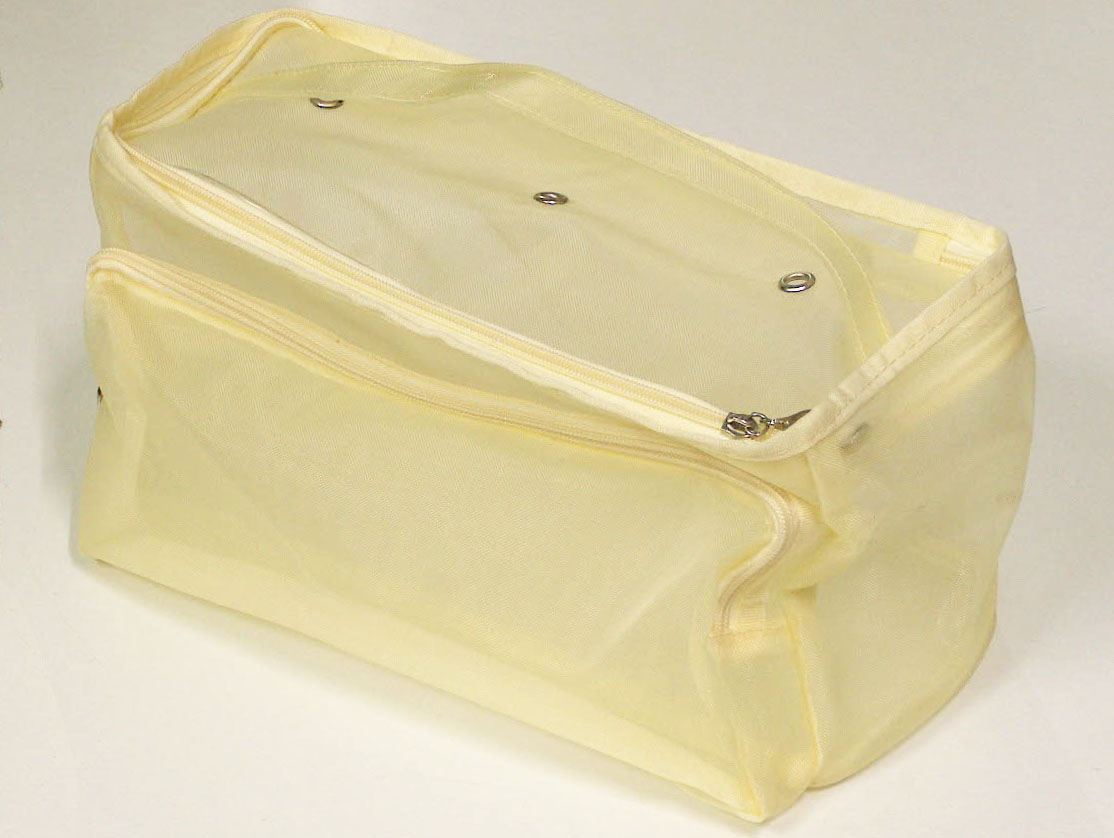 Transparent Yarn Skein Bag Cream