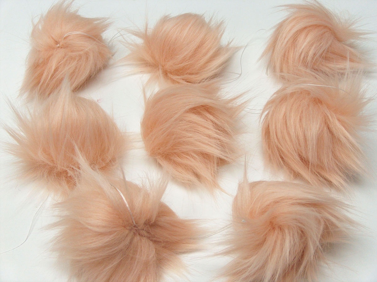 Açık Somon 8 Faux Fur PomPoms