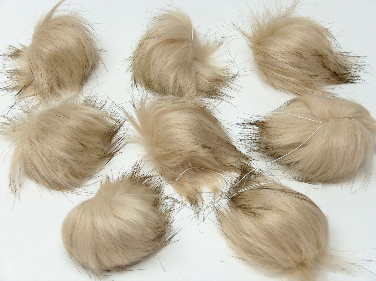 Kahverengi Bej 8 Faux Fur PomPoms