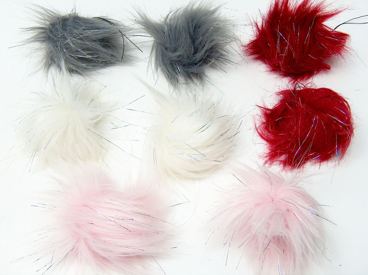 Çok renkli 8 Faux Fur PomPoms Mixed Lot of 8 Faux Fur PomPoms