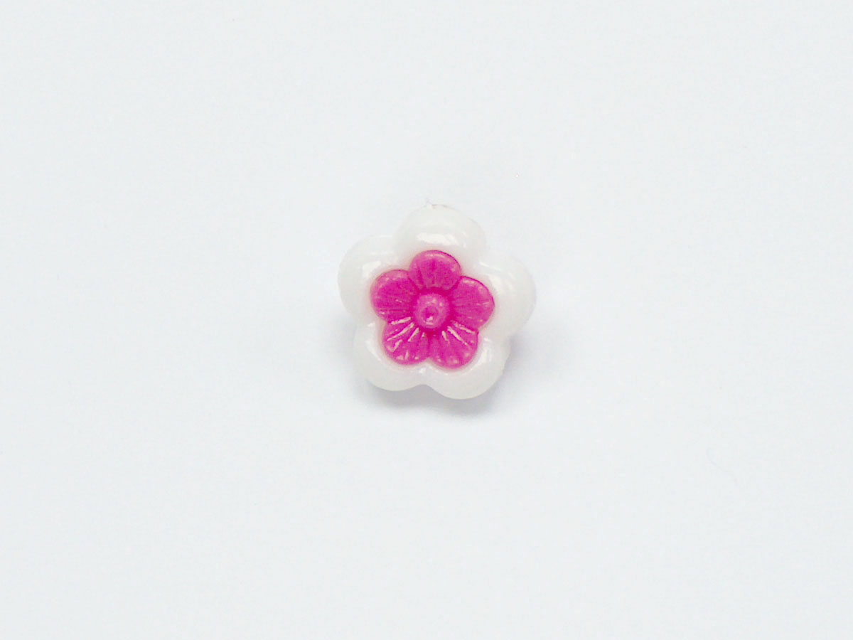 Beyaz Fuşya 5 Flower Figure Buttons 15mm long