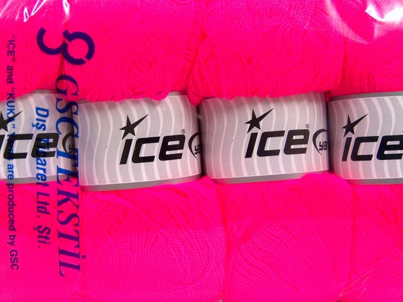 Kristal Neon Pink
