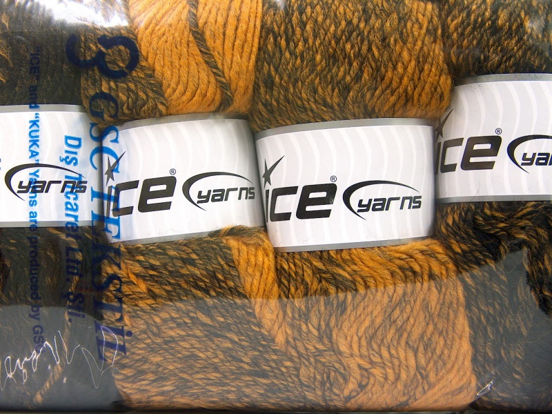 Fantasia Black, Gold