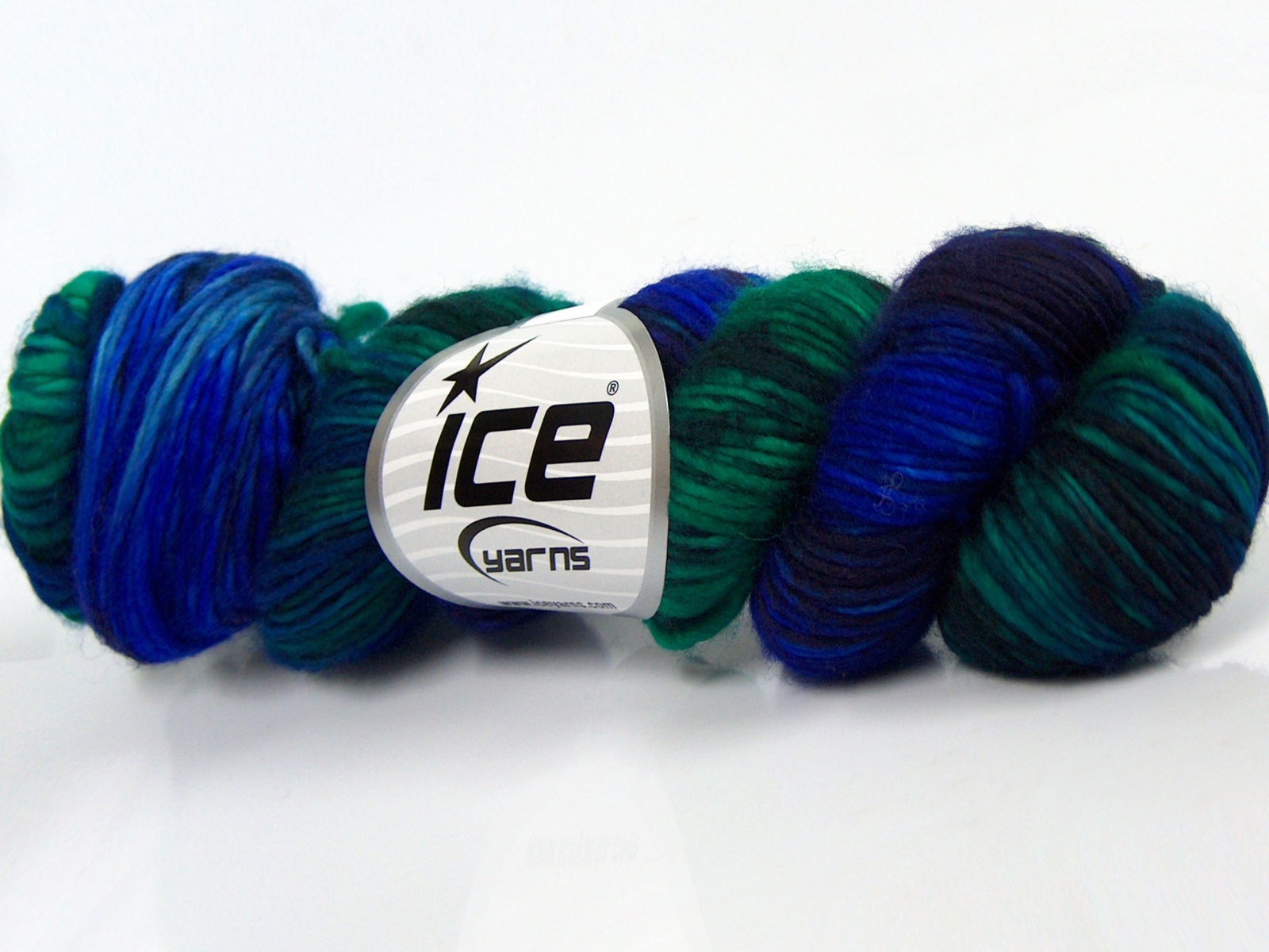 Hand Dyed Superwash Merino Yeşil Tonları Koyu Bordo Mavi Tonları