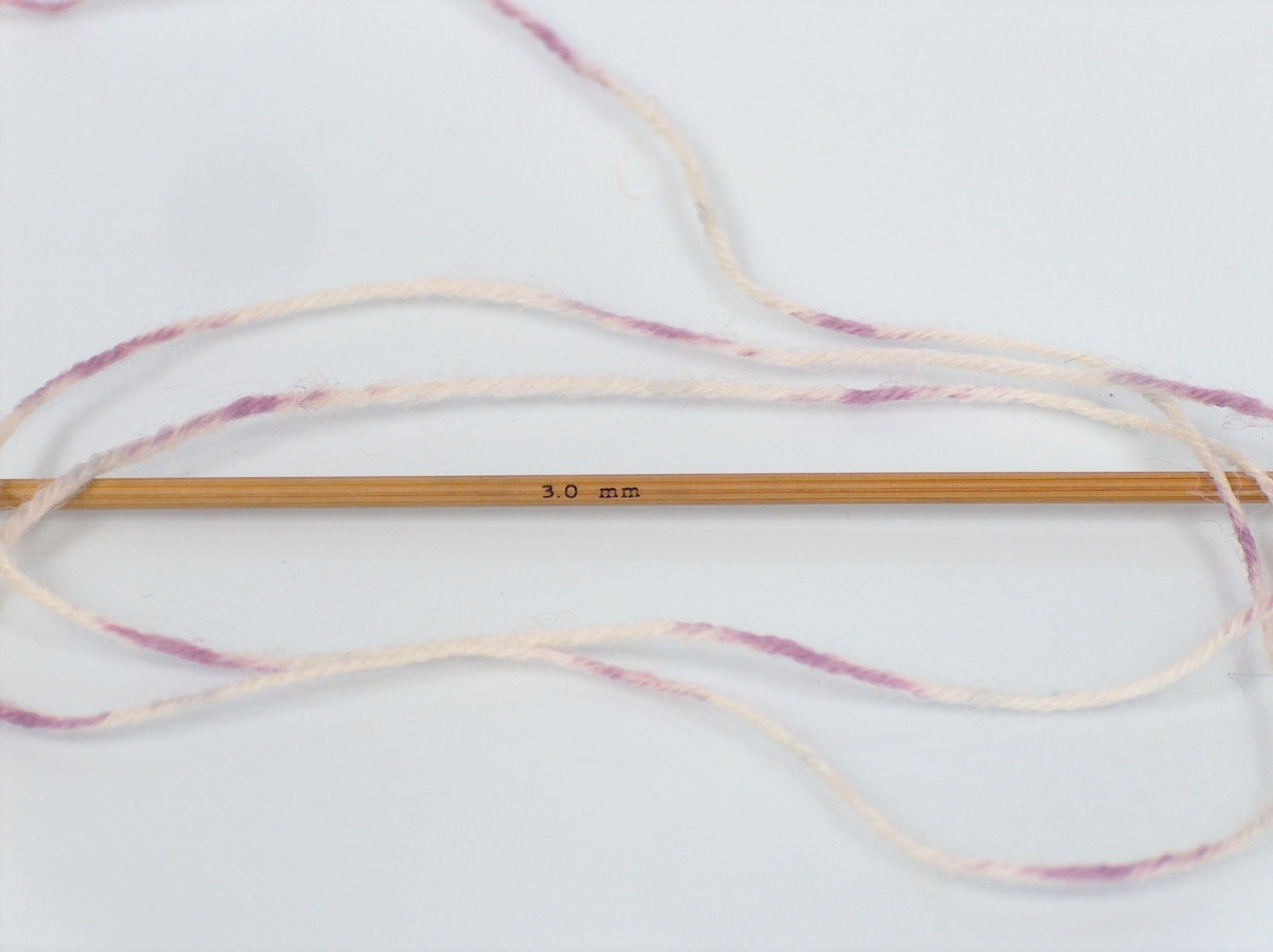 Lot of 4 x 100gr Skeins Ice Yarns PRINT SOCK (75% Superwash Wool) Yarn Lavender Beige Red Green Shades - photo 3