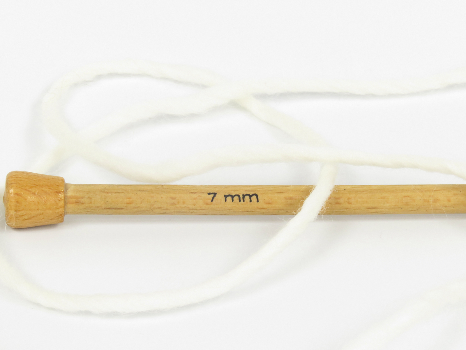 Lot of 4 x 100gr Skeins Ice Yarns FILZY WOOL (100% Wool) Yarn Light Cream - photo 3