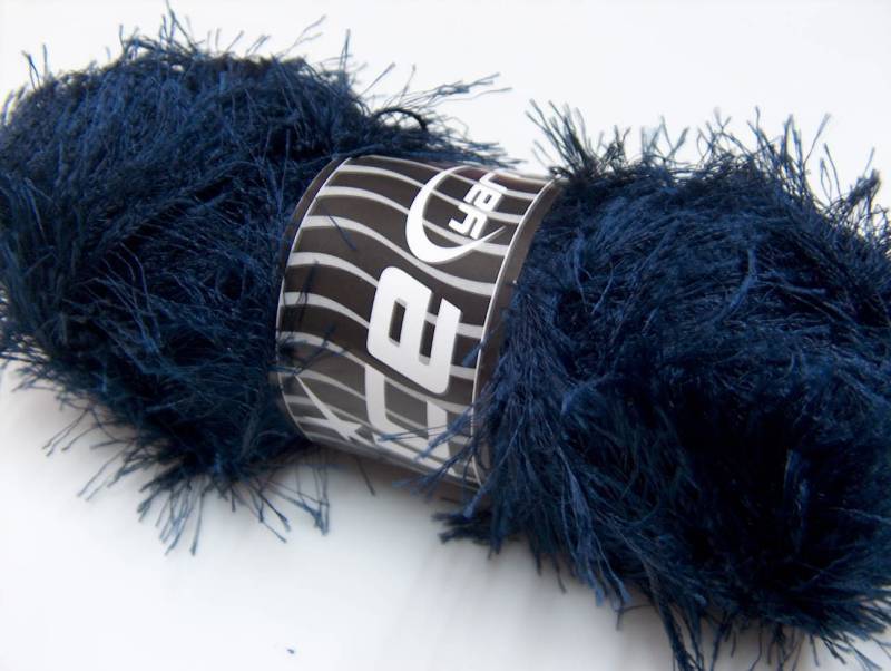 Eyelash 100gr Navy