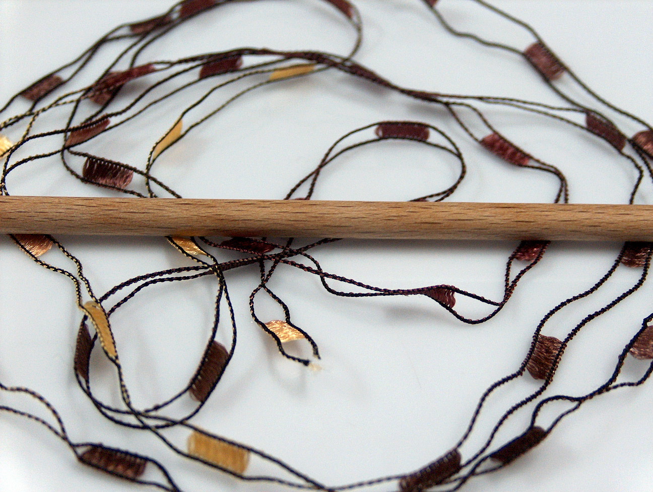 Ladder Brown, Gold