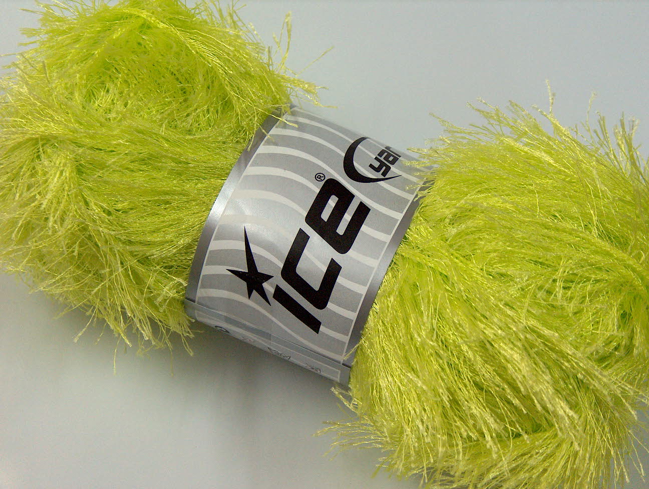 Eyelash 100gr Light Green