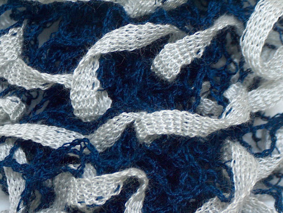 Amor Navy Grey