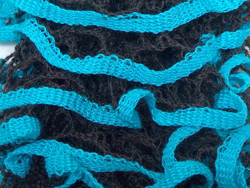 Amor Black, Turquoise