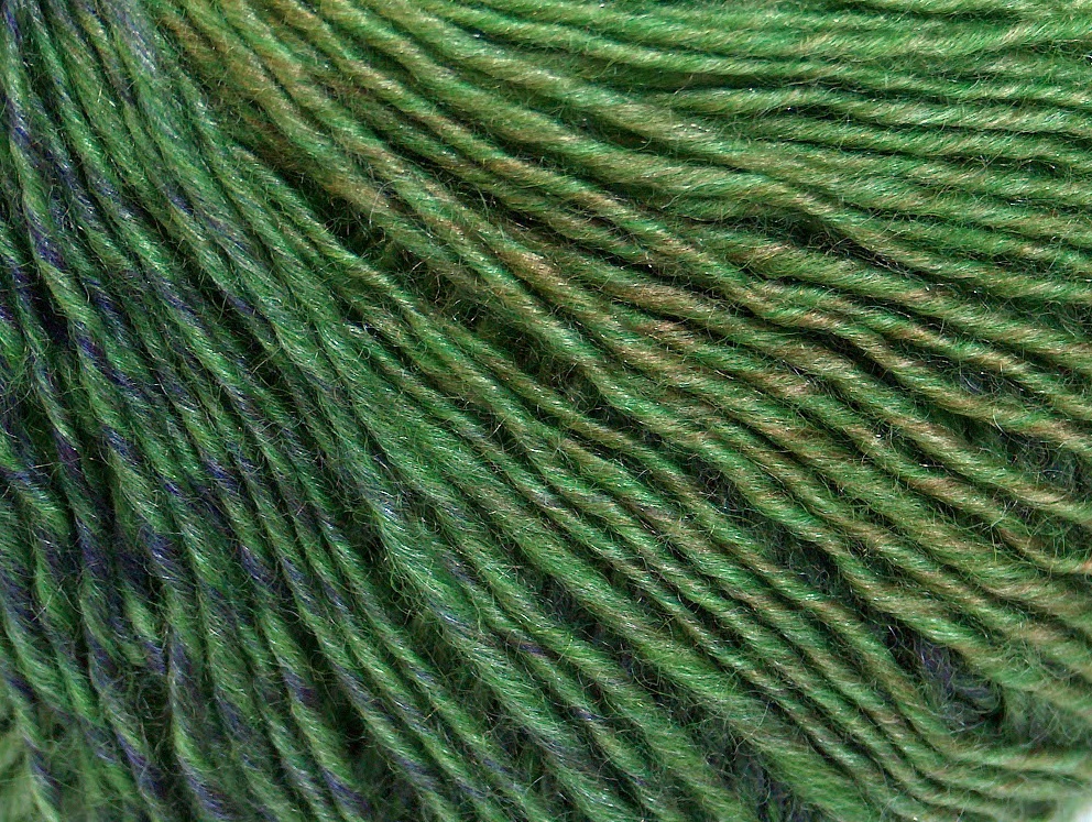 Lot of 4 x 100gr Skeins ICE MIRAGE COLOR (50% Wool) Yarn Green Shades - photo 2