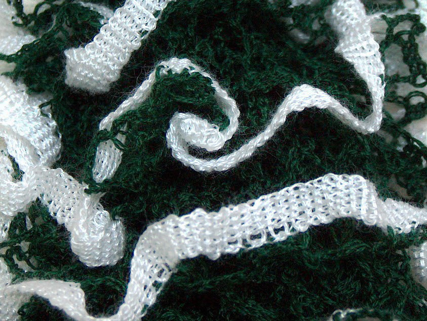 Amor White Dark Green