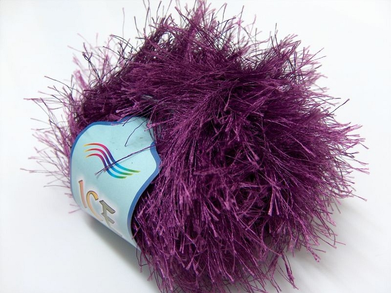 Long Eyelash Maroon
