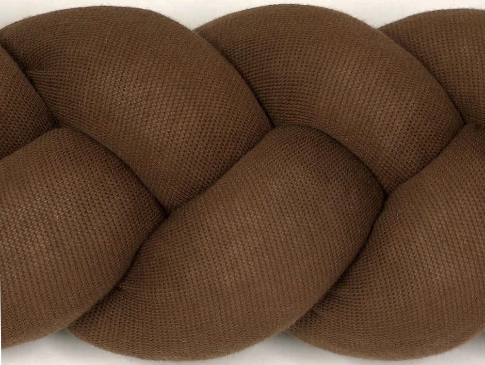 knot cushion