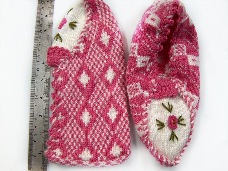 Bootees Pink, White