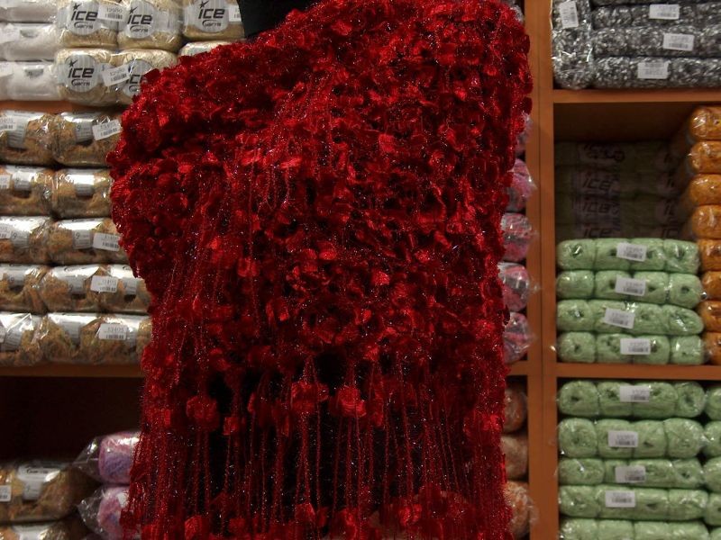 Shawl Red